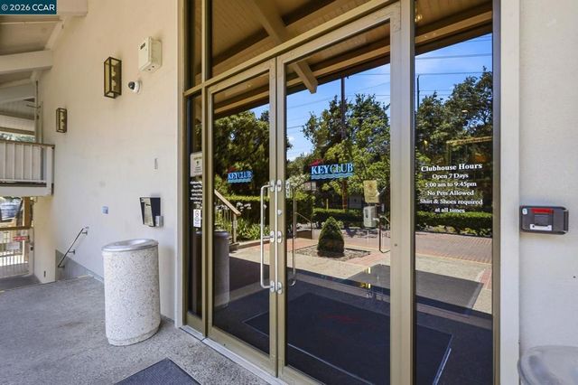 460 N Civic Dr 310, Walnut Creek, CA 94596