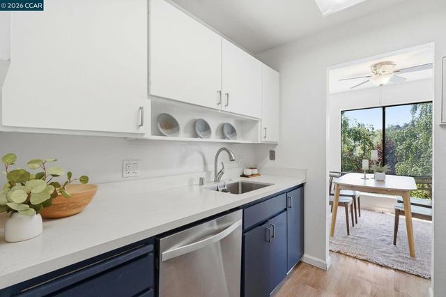 460 N Civic Dr 310, Walnut Creek, CA 94596