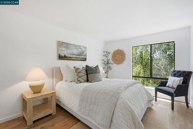 460 N Civic Dr 310, Walnut Creek, CA 94596