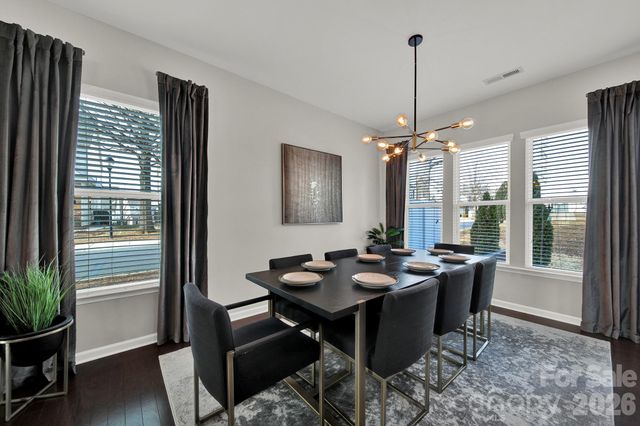 2403 Diplomat Lane, Charlotte, NC 28210