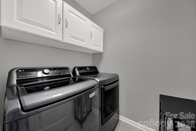 2403 Diplomat Lane, Charlotte, NC 28210