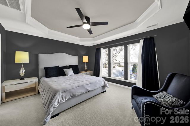 2403 Diplomat Lane, Charlotte, NC 28210