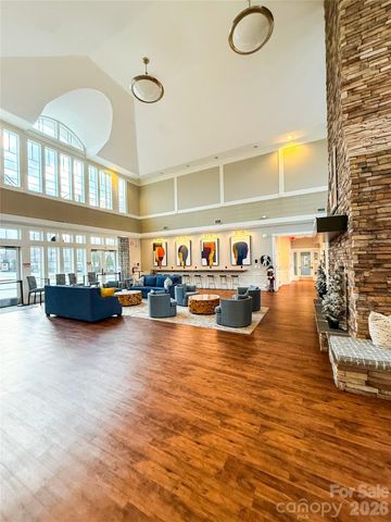 2403 Diplomat Lane, Charlotte, NC 28210