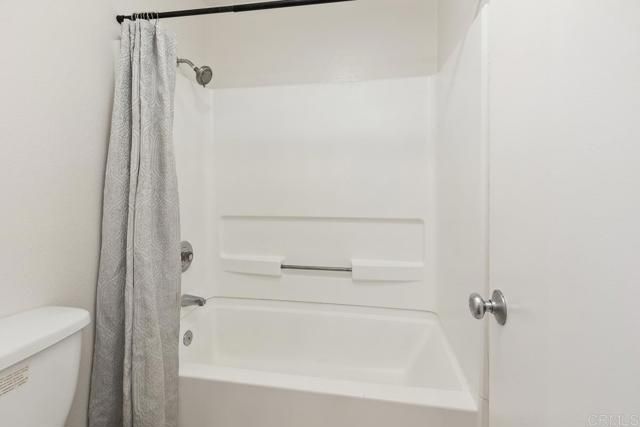 7565 Charmant Dr 512, San Diego, CA 92122