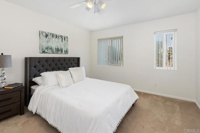 7565 Charmant Dr 512, San Diego, CA 92122