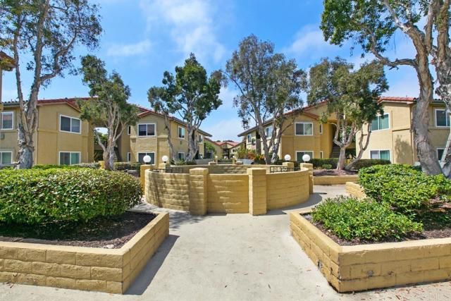 7565 Charmant Dr 512, San Diego, CA 92122