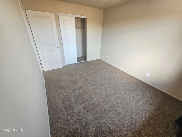 2831 E MOBILE Lane, Phoenix, AZ 85040