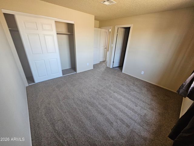 2831 E MOBILE Lane, Phoenix, AZ 85040