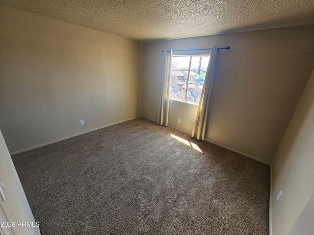 2831 E MOBILE Lane, Phoenix, AZ 85040