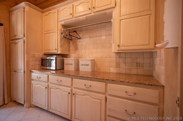 1419 Country Club Road, Mcalester, OK 74501
