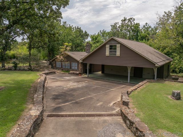 1419 Country Club Road, Mcalester, OK 74501