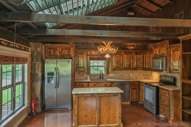 1419 Country Club Road, Mcalester, OK 74501