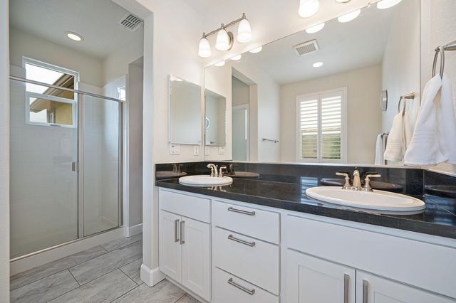 1550 Bonanza Ln, Folsom, CA 95630