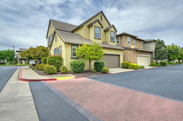 1550 Bonanza Ln, Folsom, CA 95630