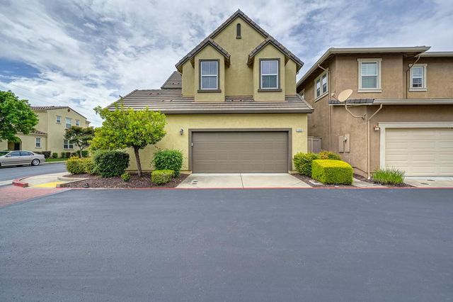 1550 Bonanza Ln, Folsom, CA 95630