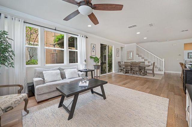 1550 Bonanza Ln, Folsom, CA 95630