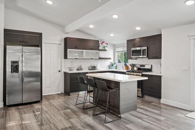 3059 N Biskra Road, Palm Springs, CA 92262