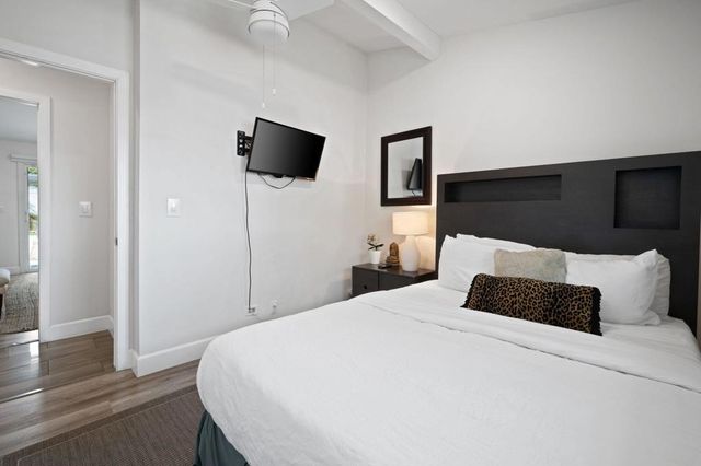 3059 N Biskra Road, Palm Springs, CA 92262