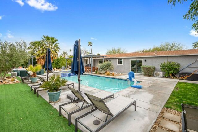 3059 N Biskra Road, Palm Springs, CA 92262