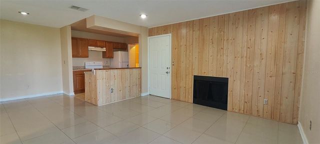 2550 N ALAFAYA TRAIL 10110, Orlando, FL 32826