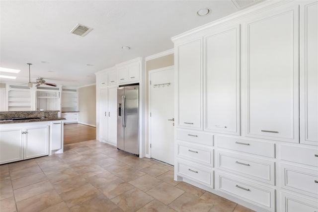 4842 Briarbend Drive, Houston, TX 77035
