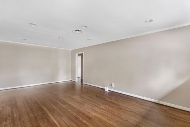 4842 Briarbend Drive, Houston, TX 77035