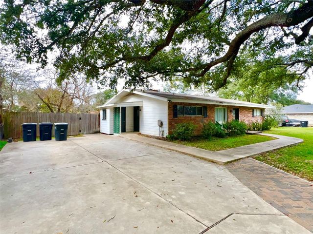 2707 Fortuna Drive, Katy, TX 77493