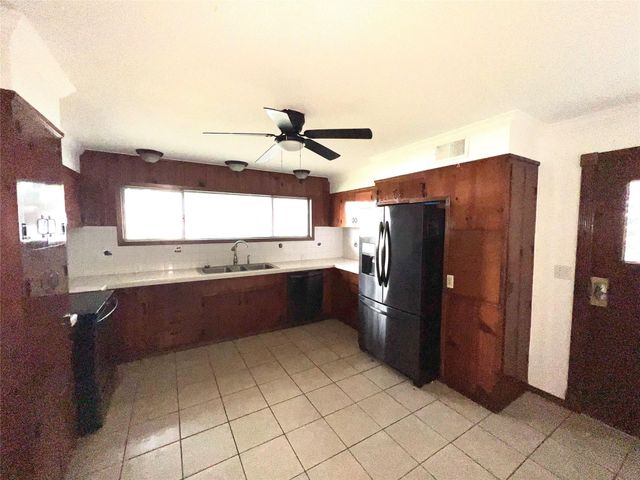 2707 Fortuna Drive, Katy, TX 77493