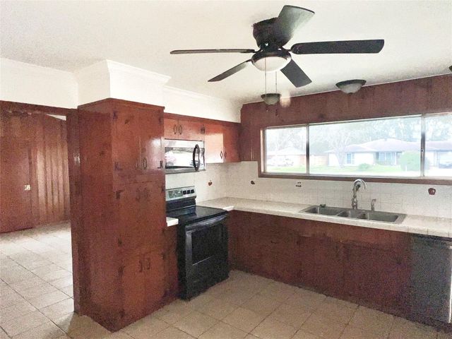 2707 Fortuna Drive, Katy, TX 77493