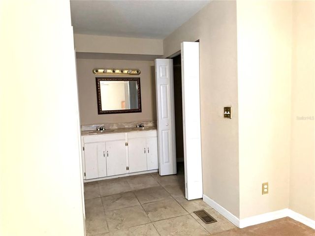 12077 FAIRWAY AVENUE, Brooksville, FL 34613