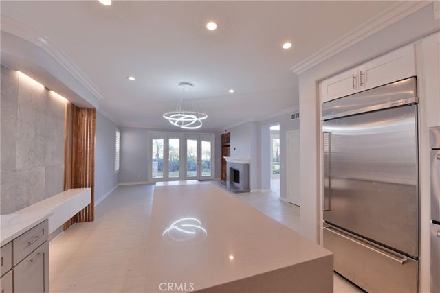 1439 High Bluff, Newport Beach, CA 92660