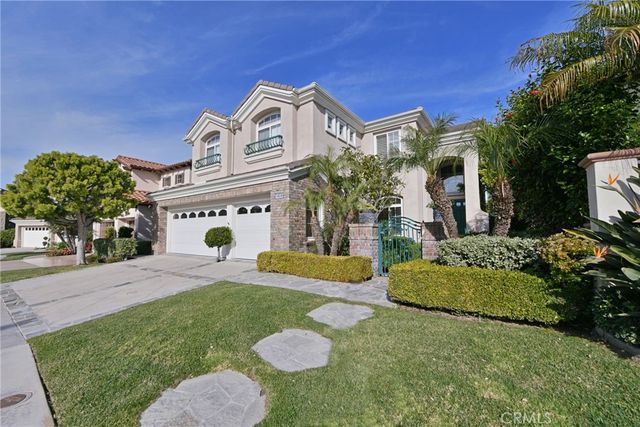 1439 High Bluff, Newport Beach, CA 92660