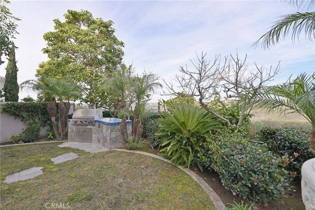 1439 High Bluff, Newport Beach, CA 92660