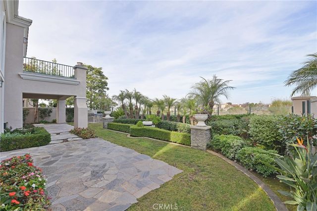 1439 High Bluff, Newport Beach, CA 92660