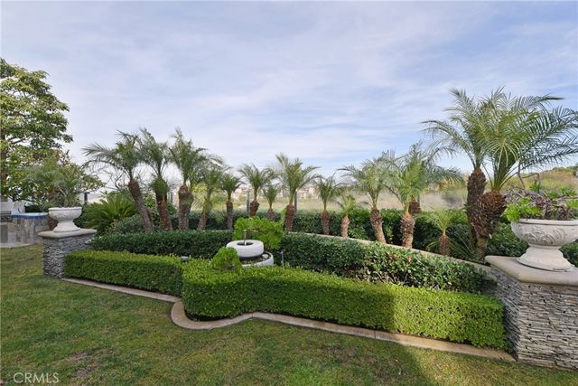 1439 High Bluff, Newport Beach, CA 92660