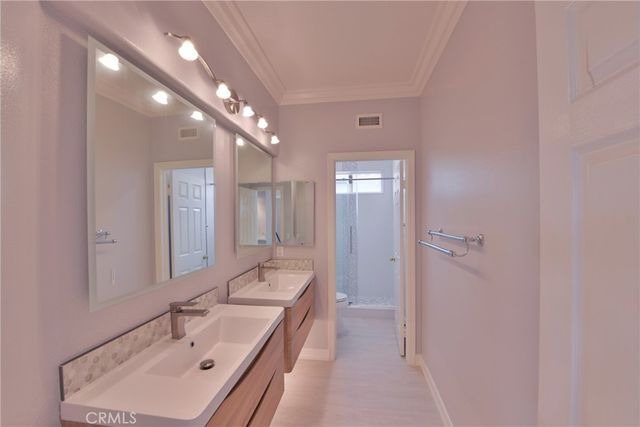 1439 High Bluff, Newport Beach, CA 92660