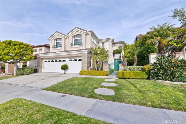 1439 High Bluff, Newport Beach, CA 92660
