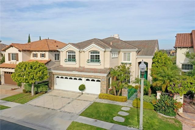 1439 High Bluff, Newport Beach, CA 92660