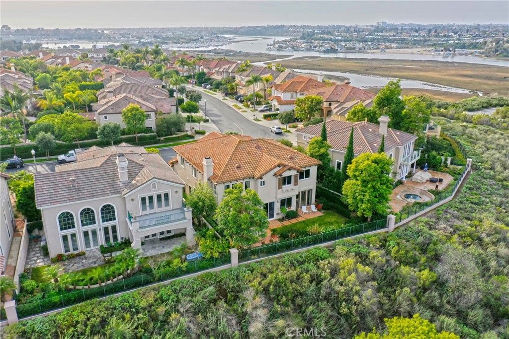 1439 High Bluff, Newport Beach, CA 92660