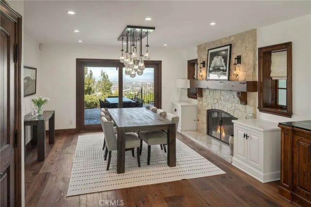 3598 Alta Mesa Drive, Studio City, CA 91604
