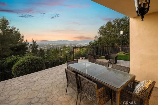 3598 Alta Mesa Drive, Studio City, CA 91604