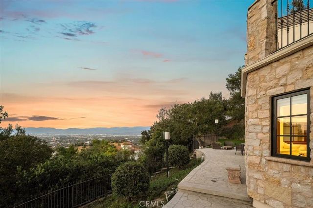 3598 Alta Mesa Drive, Studio City, CA 91604