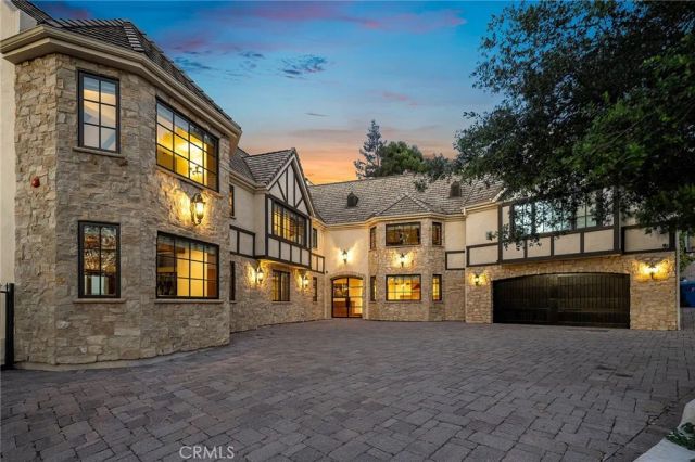 3598 Alta Mesa Drive, Studio City, CA 91604