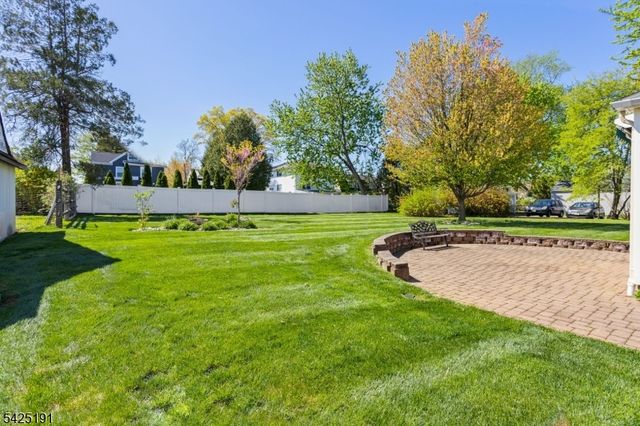 435 3rd Ave, Garwood Boro, NJ 07027