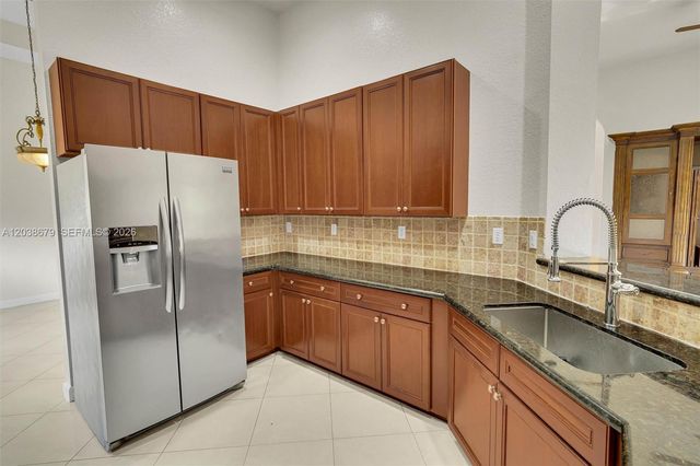 18861 SW 77th Ct, Cutler Bay, FL 33157