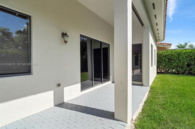 18861 SW 77th Ct, Cutler Bay, FL 33157