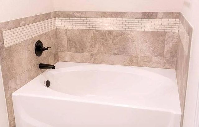 321 Tinker Trail, Burleson, TX 76028