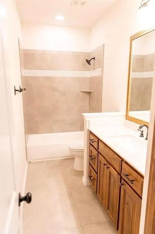 321 Tinker Trail, Burleson, TX 76028