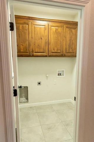 321 Tinker Trail, Burleson, TX 76028