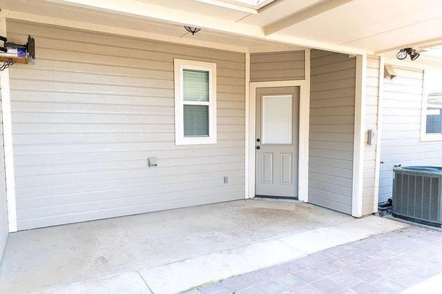 321 Tinker Trail, Burleson, TX 76028